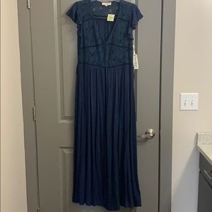 Altard state Maxi top.  Size M